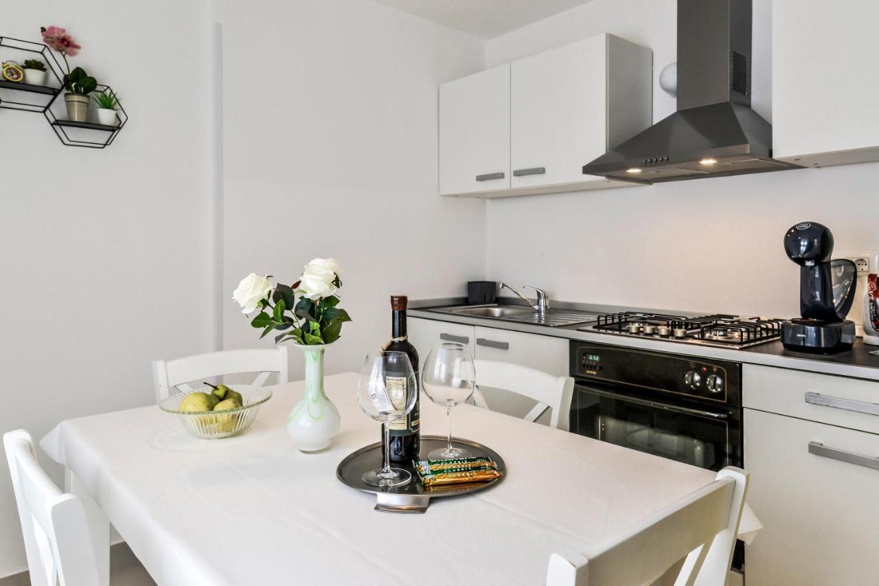 Apartment Anna Умаг Экстерьер фото