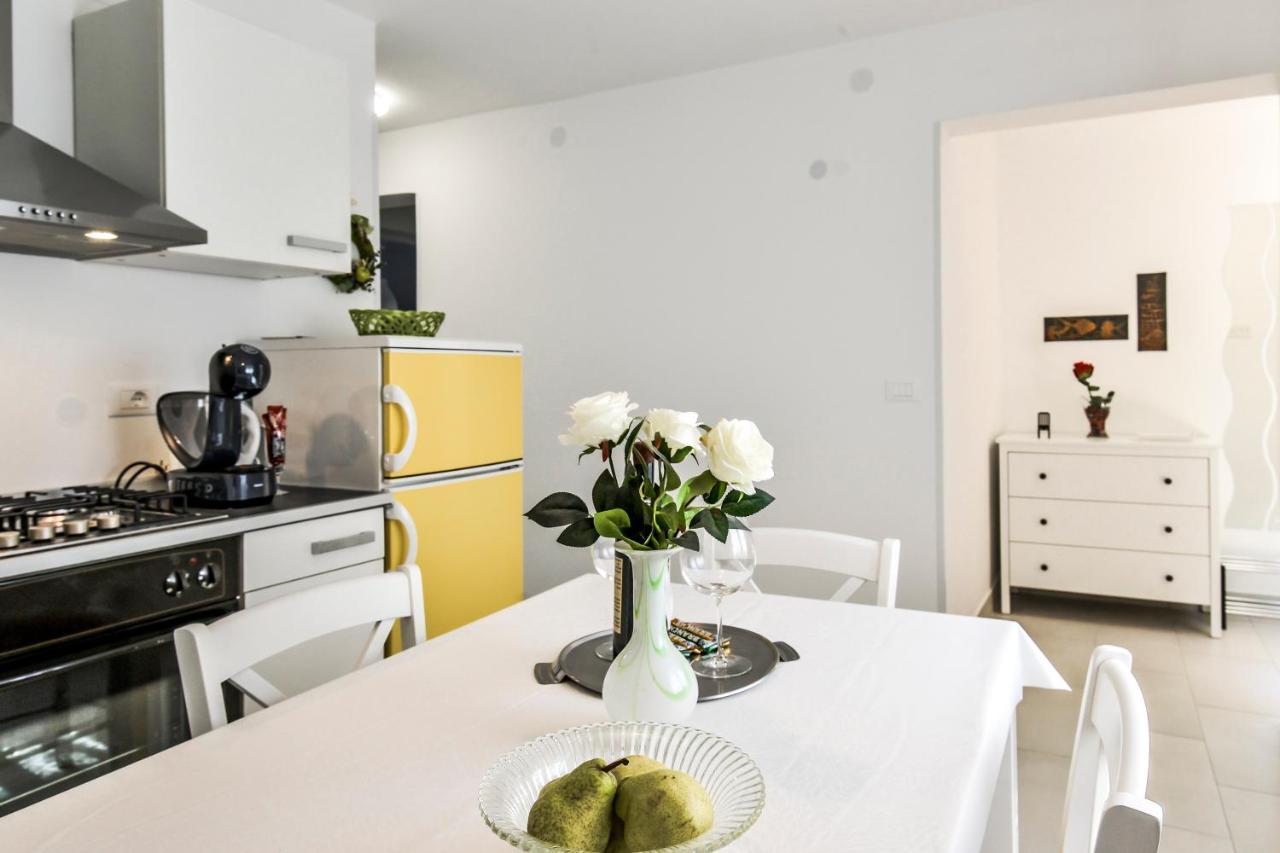Apartment Anna Умаг Экстерьер фото